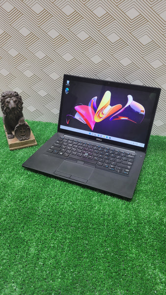 Dell latitude 7480 Intel i5 6th gen processor, 16 GB ram 500GB SSD, 14 inch, Windows 11 pro. Financing Available.